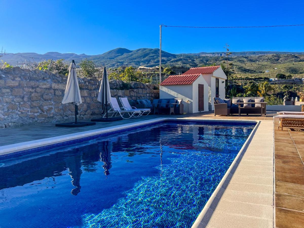 Exquisite Rural House With Garden, Pool And Sea Views Villa Arico Viejo Kültér fotó